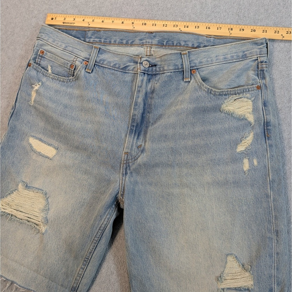 Levis 511 Slim Distressed Denim Shorts Mens 42 Light Wash Blue Ripped Frayed Hem - Picture 6 of 9